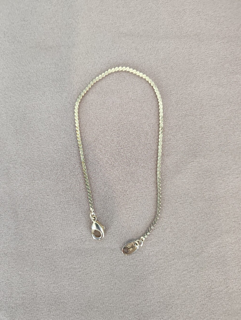 Avon Gold-Tone Chain Bracelet with Lobster Clasp